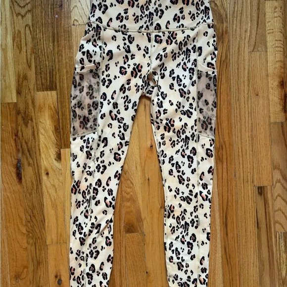 Fabletics Define PowerHold High-Waisted 7/8 Legging, Size M - Picture 14 of 15